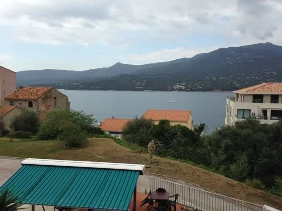 Premier Tek Büyük Yataklı Oda, 1 Yatak Odası, Deniz Manzaralı