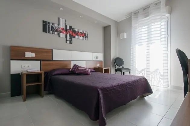 Classic Tek Büyük Yataklı Oda