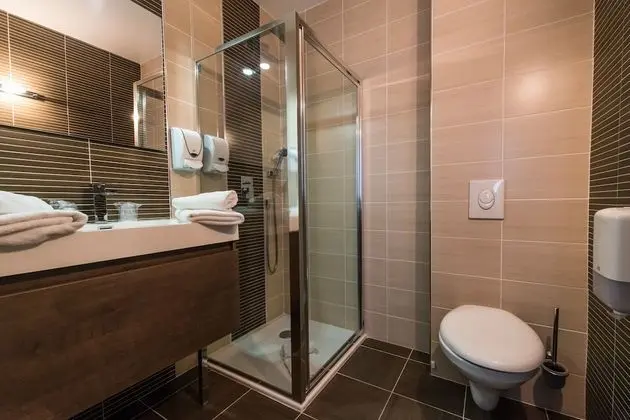 Classic Tek Büyük Yataklı Oda