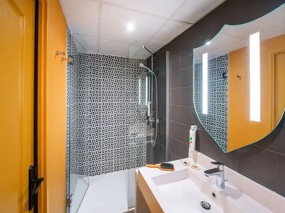 Standard Tek Büyük Yataklı Oda, 1 Çift Kişilik Yatak