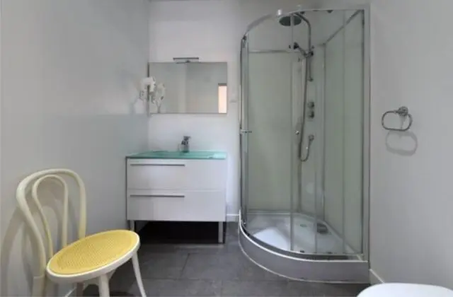 Tek Büyük Yataklı Oda, Balkon, Denize Bakan