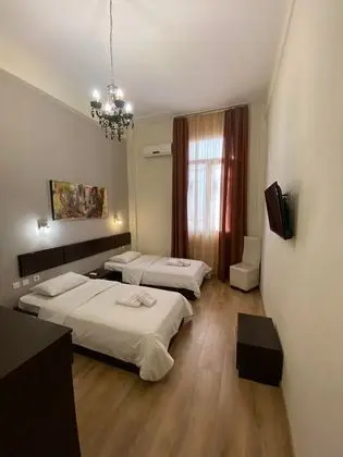 Basic Tek Büyük Yataklı Oda
