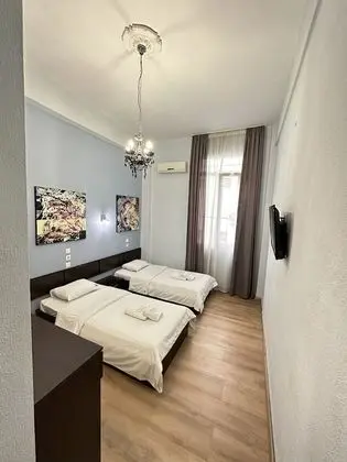Basic Tek Büyük Yataklı Oda