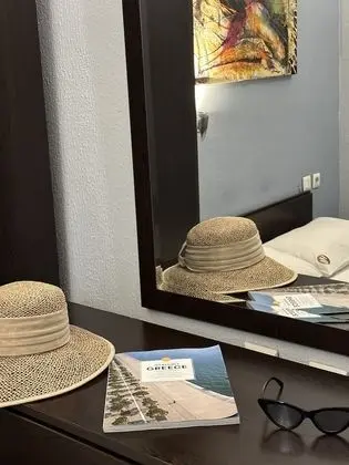 Basic Tek Büyük Yataklı Oda