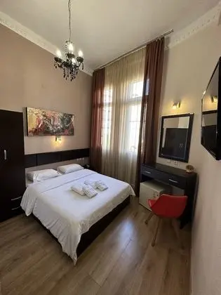 Basic Tek Büyük Yataklı Oda