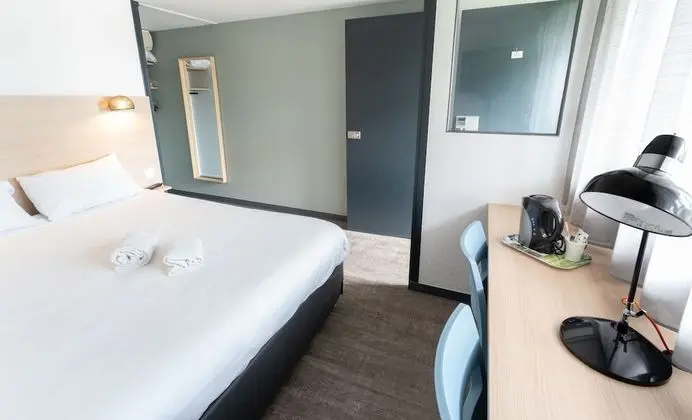 Tek Büyük Yataklı Oda