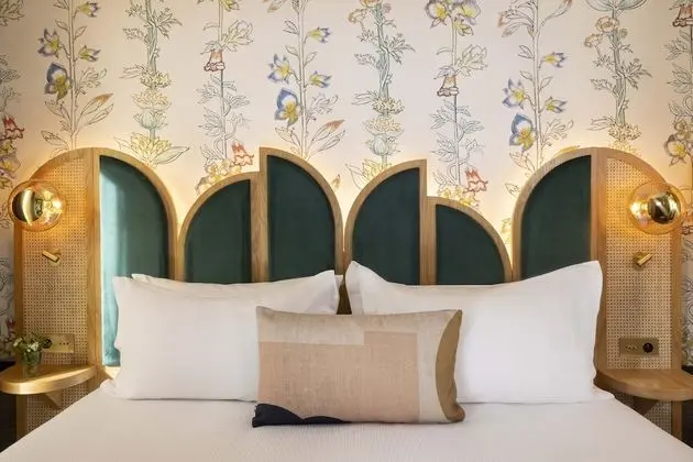 Comfort Tek Büyük veya İki Ayrı Yataklı Oda
