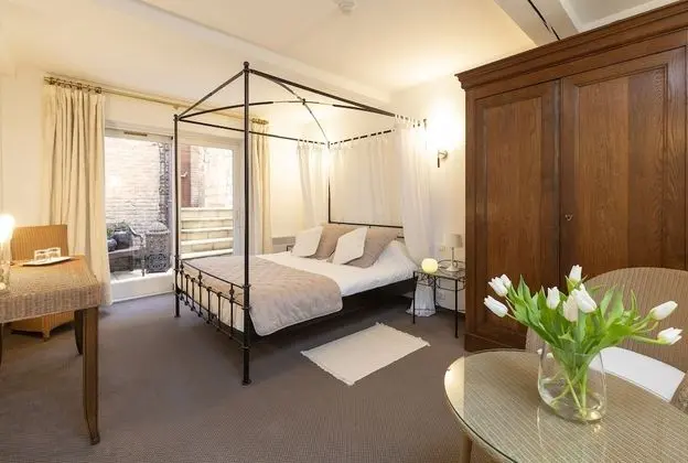 Deluxe Tek Büyük Yataklı Oda