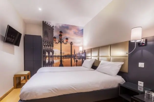 İki Ayrı Yataklı Oda