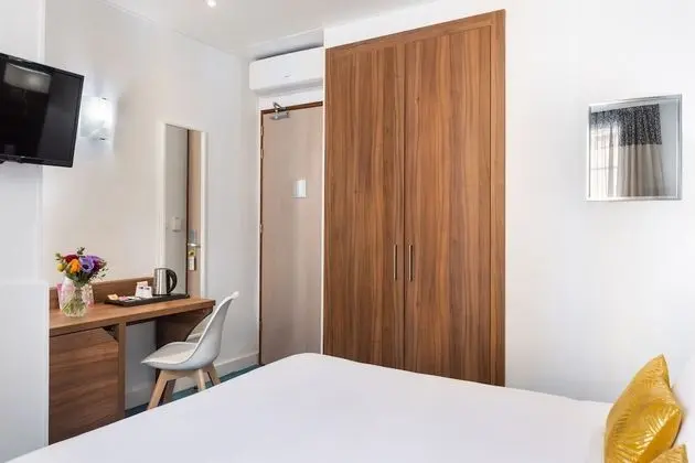 Classic Tek Büyük Yataklı Oda