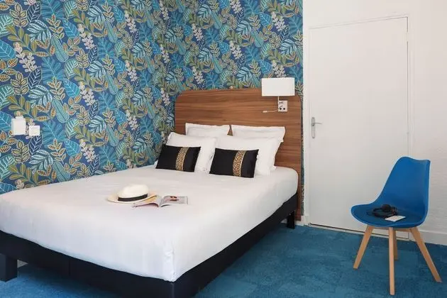 Classic Tek Büyük Yataklı Oda