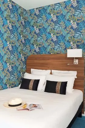 Classic Tek Büyük Yataklı Oda