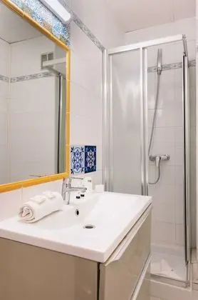 Classic Tek Büyük Yataklı Oda