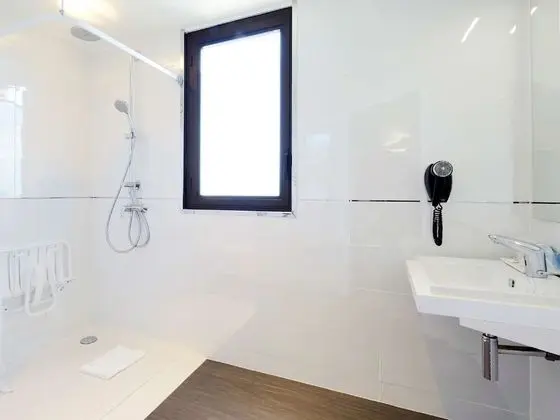 Standard Oda, 3 Tek Kişilik Yatak