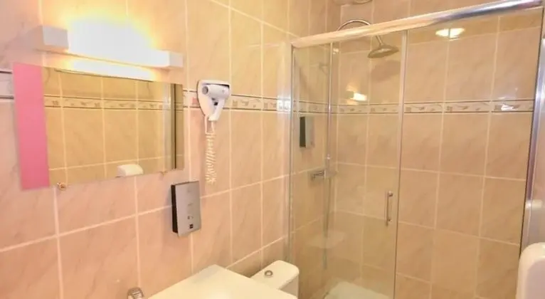 İki Ayrı Yataklı Oda