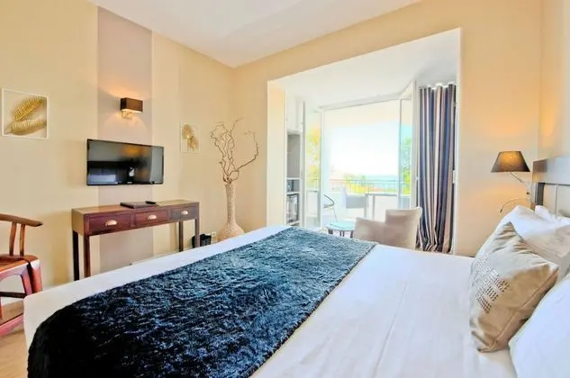 Superior Tek Büyük Yataklı Oda, Balkon, Deniz Manzaralı