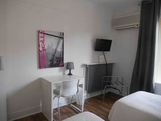 İki Ayrı Yataklı Oda, Şehir Manzaralı