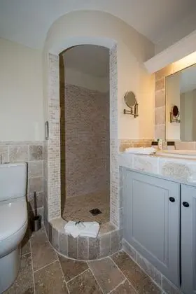 Tek Büyük veya İki Ayrı Yataklı Oda, Teras