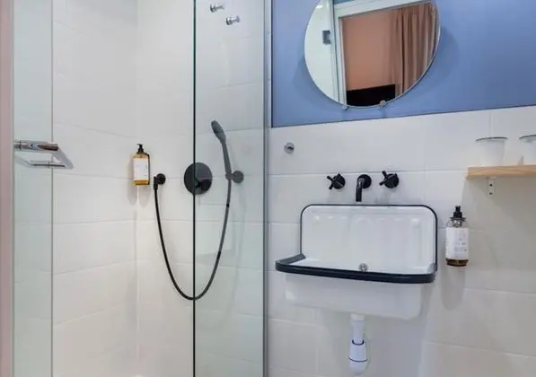 Comfort Oda, 1 Büyük (Queen) Boy Yatak