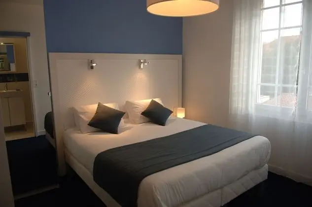 Superior Tek Büyük veya İki Ayrı Yataklı Oda