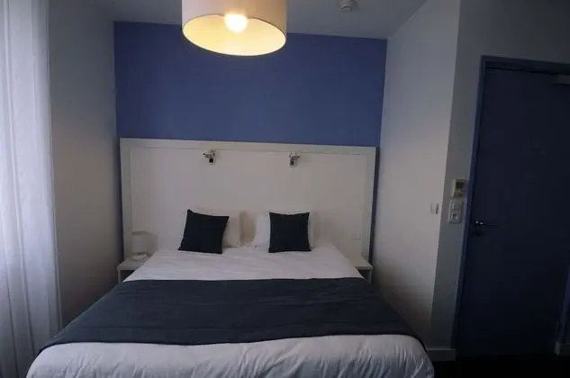 Superior Tek Büyük veya İki Ayrı Yataklı Oda