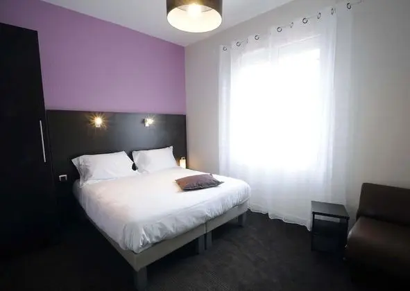 Superior Tek Büyük veya İki Ayrı Yataklı Oda