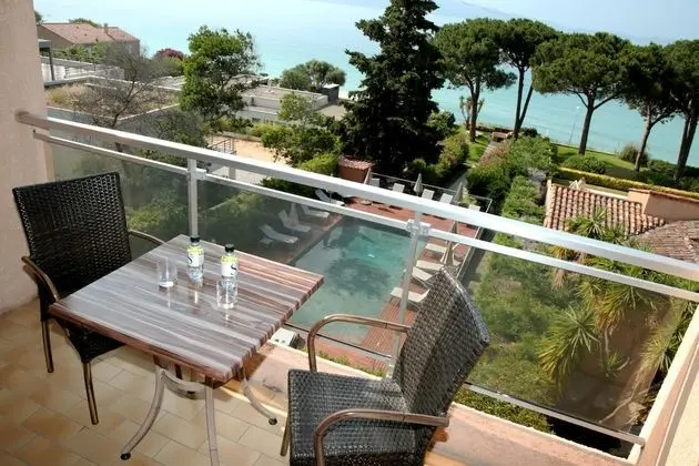 Superior Tek Büyük Yataklı Oda, Balkon, Deniz Manzaralı