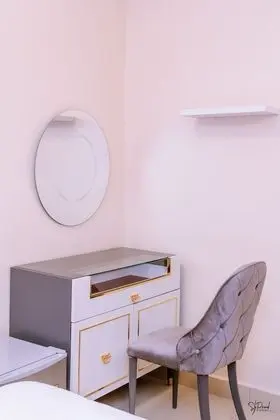 Premium Tek Büyük Yataklı Oda