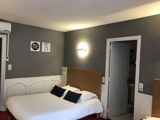 Üç Kişilik Oda