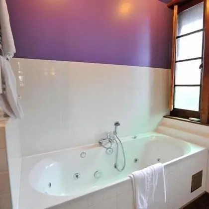 Tek Büyük Yataklı Oda, Jakuzi