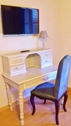 Tek Büyük Yataklı Oda, Bahçe Manzaralı (Charme)