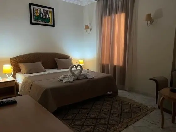 Tek Büyük veya İki Ayrı Yataklı Oda
