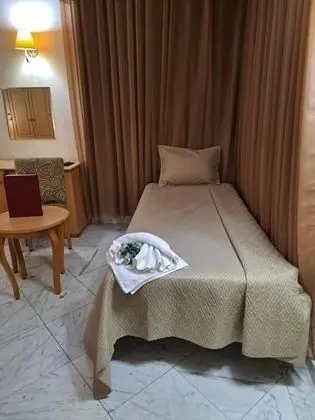 Üç Kişilik Oda
