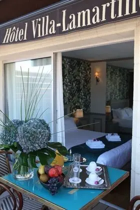 Deluxe Oda, 1 Büyük (Queen) Boy Yatak