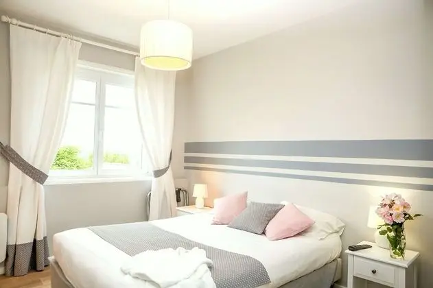 Classic Tek Büyük Yataklı Oda