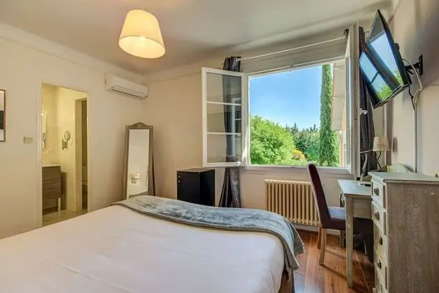 Comfort Tek Büyük veya İki Ayrı Yataklı Oda