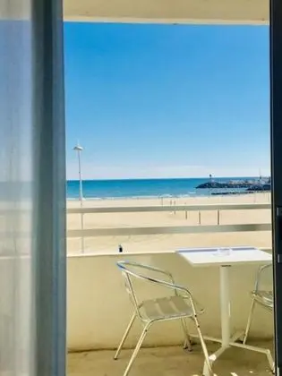 Tek Büyük Yataklı Oda, Okyanusa Sıfır