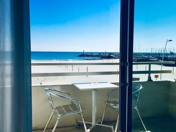 Tek Büyük Yataklı Oda, Okyanusa Sıfır