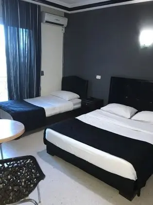 Tek Büyük veya İki Ayrı Yataklı Oda