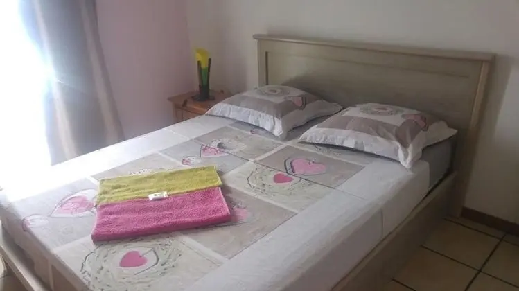 Basic Tek Büyük Yataklı Oda