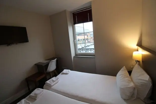 İki Ayrı Yataklı Oda