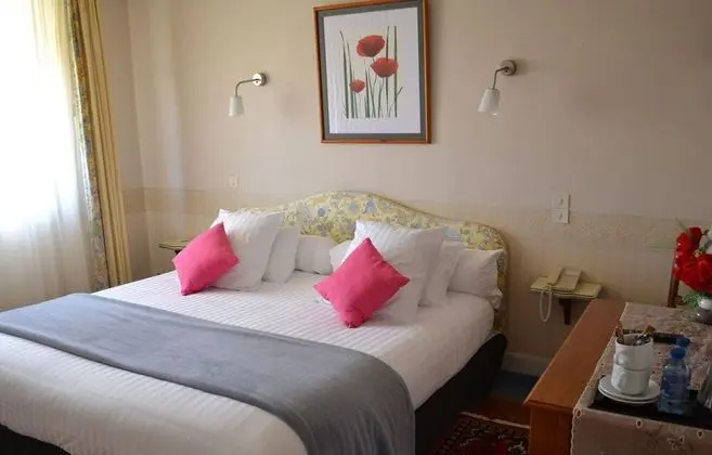 Classic Tek Büyük Yataklı Oda, 1 En Büyük (King) Boy Yatak, Sigara İçilmez, Bahçe Manzaralı