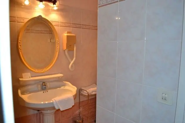 Standard İki Ayrı Yataklı Oda, Bahçe Manzaralı