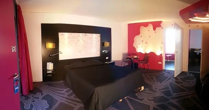 Superior Tek Büyük Yataklı Oda (Stylia)