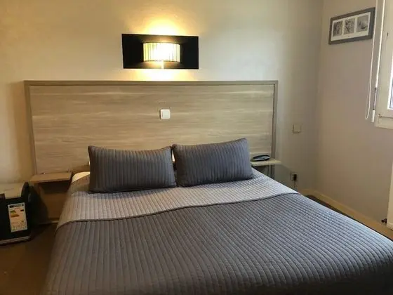 Classic Tek Büyük Yataklı Oda