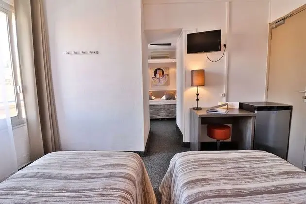 Superior Oda (family)