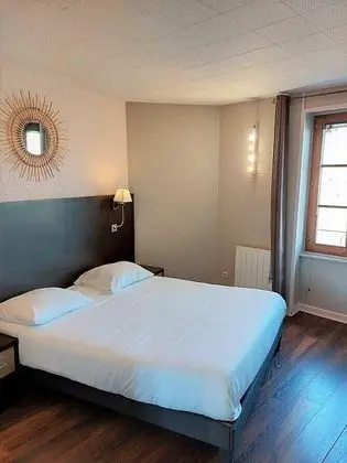 Standard Tek Büyük Yataklı Oda, Banyolu/Duşlu, Nehir Manzaralı (CHAMBRE DOUBLE)