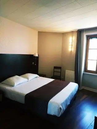 Standard Tek Büyük Yataklı Oda, Banyolu/Duşlu, Nehir Manzaralı (CHAMBRE DOUBLE)