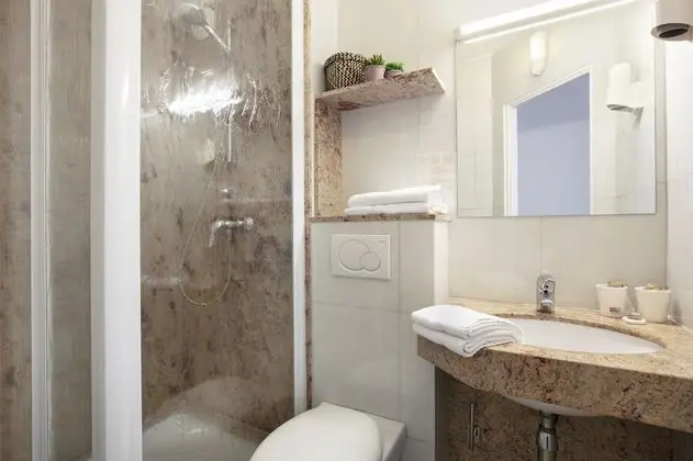 Tek Büyük Yataklı Oda, Şehir Manzaralı