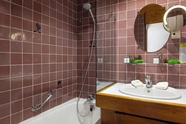 Deluxe Tek Büyük veya İki Ayrı Yataklı Oda